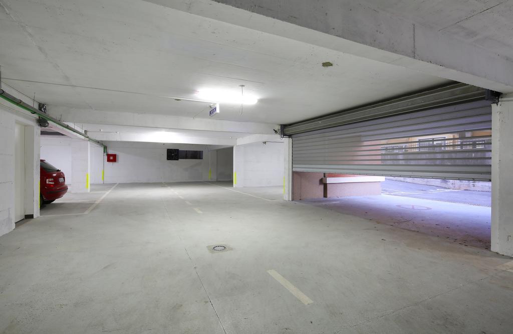 Apartments Pegasus Lux Budva Exterior photo